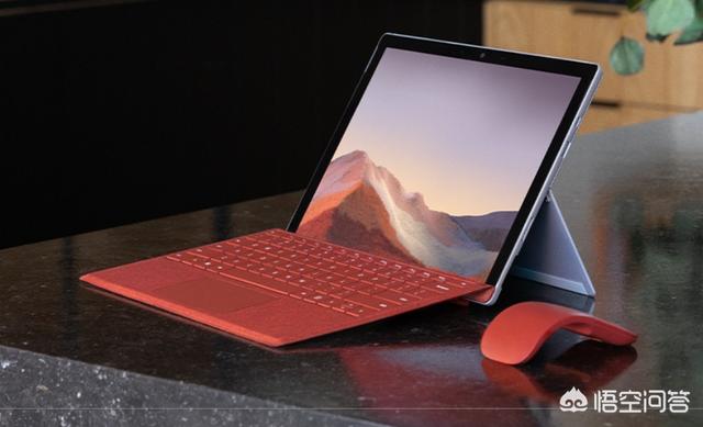 微软的surface和iPad pro该选择哪个？为什么？