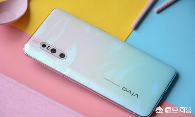 头条问答 - 花4000买vivo x27呢,还是4800买oppo10倍变焦,好纠结?