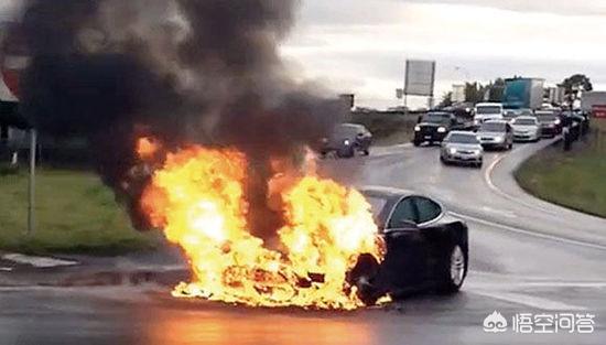 电动汽车爆炸事件，电动汽车着火怎么灭，注意什么