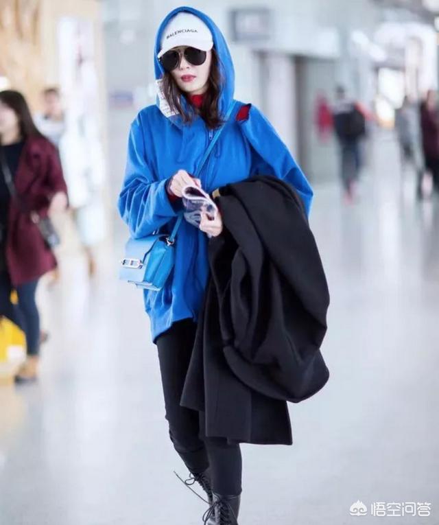 蓝色卫衣配什么裤子:蓝色卫衣配什么裤子好看？