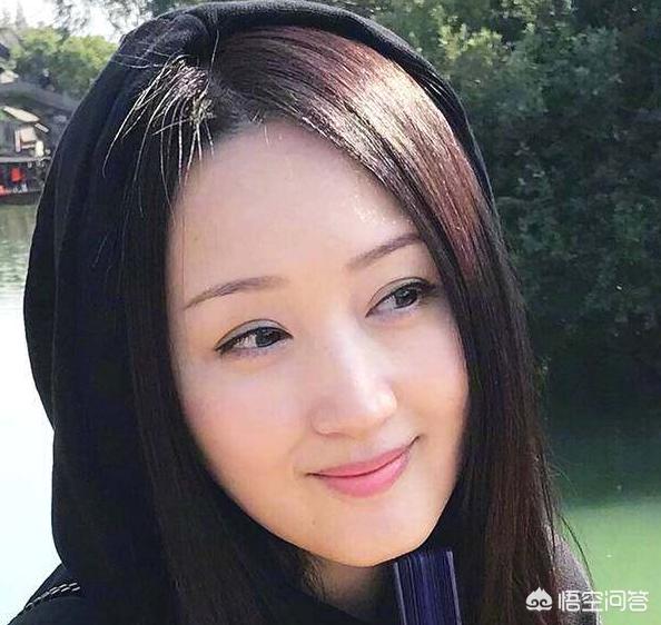 赖文峰简历:杨钰莹歌声优美动听?她的歌声听得舒心❤️你最喜欢她的那首歌？