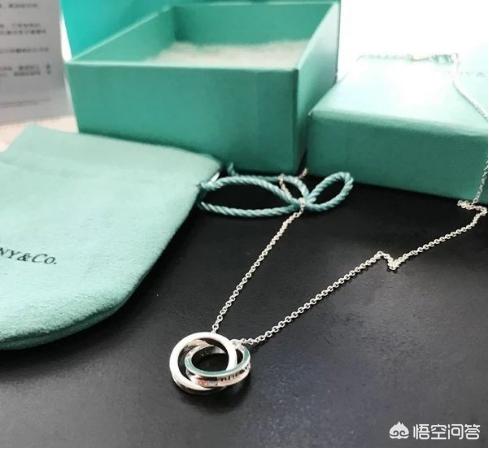 施华洛世奇道歉:想买条项链送女朋友，什么品牌好？