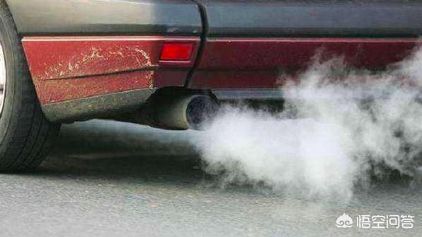 头条问答 冬天来了 有的汽车尾部冒白烟 有的不怎么冒 哪种汽车好呢 潇洒如期的回答 0赞