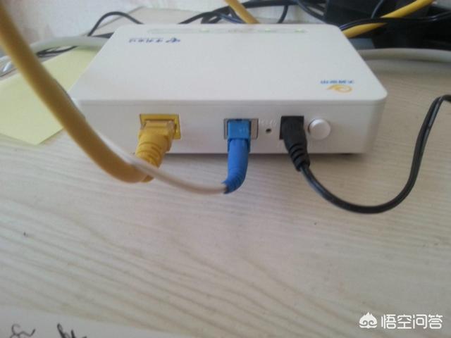 入户的光纤箱在餐厅，想把路由器放到客厅，如何实现客厅电视、卧室电视和宽带的使用？插图5