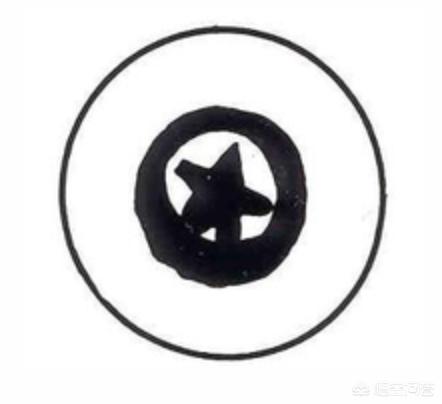 著名企业logo标志设计:目前荣耀和OPPO都采用了大字logo设计，哪个更好看？