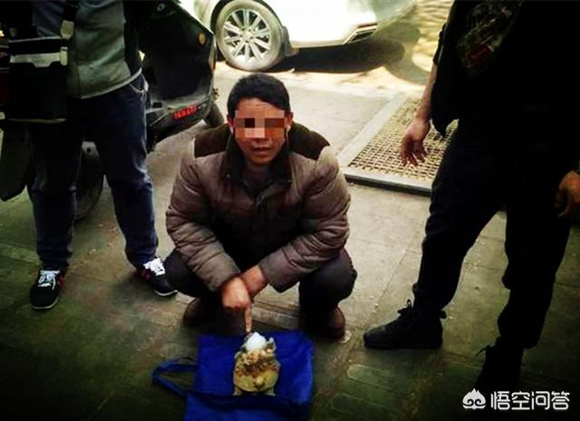 乾隆年间玉器真品图片,大清乾隆年制十二生肖怎么样辩真假？