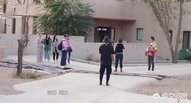 亲爱的客栈3合影:如何看待《亲爱的客栈3》六位管家争夺合伙人这件事