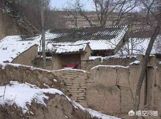 俗语“穷走水则败,富涉淫则衰”,是何意？为什么这样说？