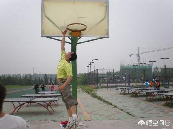 请问我一米七可以摸篮板弹跳算好吗？你怎么看？