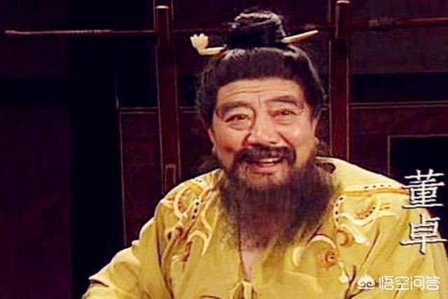 曹操挟天子以令诸侯:曹操是如何挟天子以令诸侯的？又是如何被后代称为奸雄的？