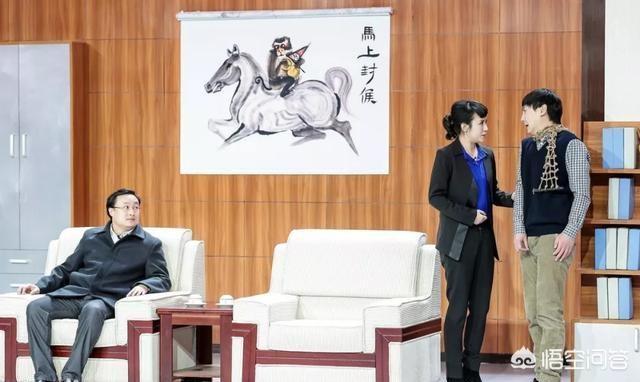贾冰春晚:往年春晚的那些经典的小品，你记得几个？说来听听？