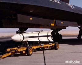 不死鸟武器:F14能够携带6枚AIM-54“不死鸟”导弹着舰吗？