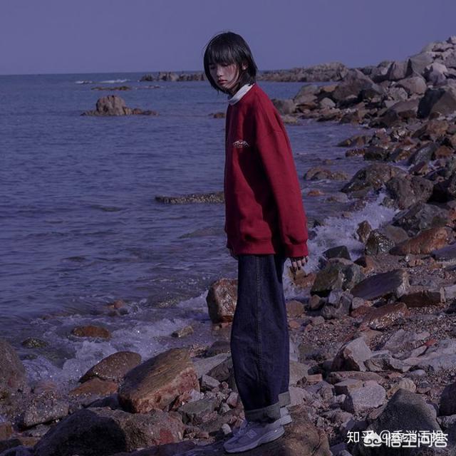 忠犬小八:不浮夸又有设计感的卫衣品牌或者淘宝店有哪些？ 忠犬小八梨形自制