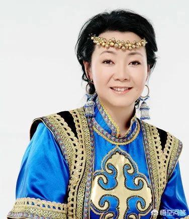 大魔术师演员表:求揭秘《大魔术师》丁建中将人切割成两半并分开的魔术？