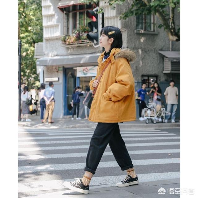 淘宝忠犬小八家模特小兮:适合高个子女生的淘宝服装店有哪些推荐？