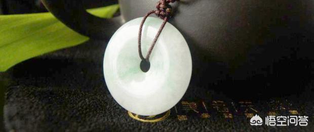 翡翠怎么鉴定真假,在网上买翡翠玉石，怎么样分辨真假？