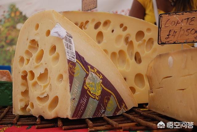 《猫和老鼠》中那种全是洞洞的奶酪叫什么名字，味道如何？插图2