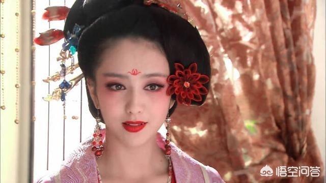 陈紫函的胸:有一种撞衫叫逢舒淇必败，但请问她的私服是怎么回事儿