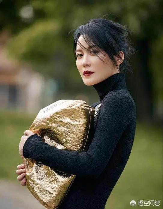 许鞍华作品:张爱玲小说改编《第一炉香》，导演许鞍华能讲出一个好的故事吗