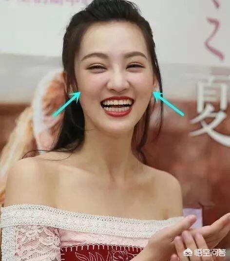 武大校花黄灿灿:活在照片里的黄灿灿算得上武大校花吗？