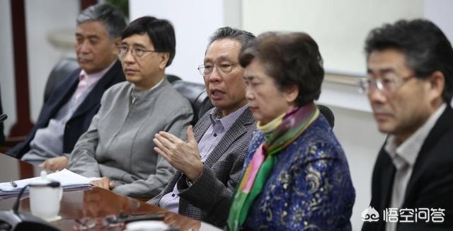 卫生部高级专家组,组长和组员都什么来头？