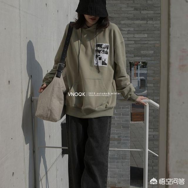 忠犬小八:不浮夸又有设计感的卫衣品牌或者淘宝店有哪些？ 忠犬小八梨形自制