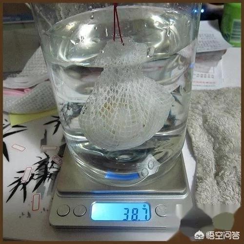 玉的密度多少是真的,和田玉密度3.04是正宗的吗？为什么？