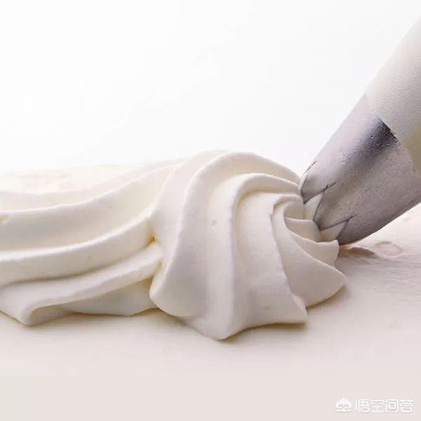用奶油胶怎么做小手工，奶油打发技巧和配料是什么？