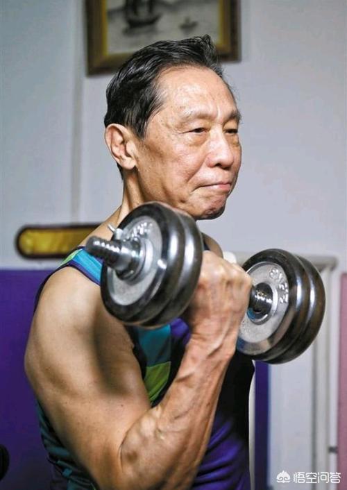金龟子女儿:钟南山的女儿钟帷月在游泳取得过什么样的成绩？她的现状如何？
