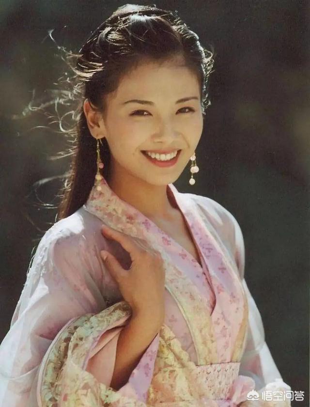 《天龙八部》阿朱为什么要替一个没有相认的父亲去死？
