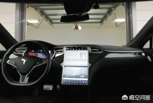 电动汽车smart，“反向召唤”的高级自动泊车功能，特斯拉已经开发到什么进度了？