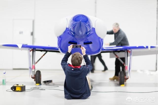 世界最快的电动汽车，劳斯莱斯的全新电动飞机长啥样？最快速度可达多少？