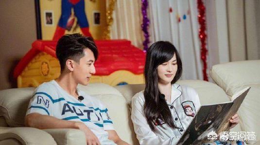 飞轮海炎亚纶:如何看待炎亚纶在节目中说“飞轮海私下不会联络”？