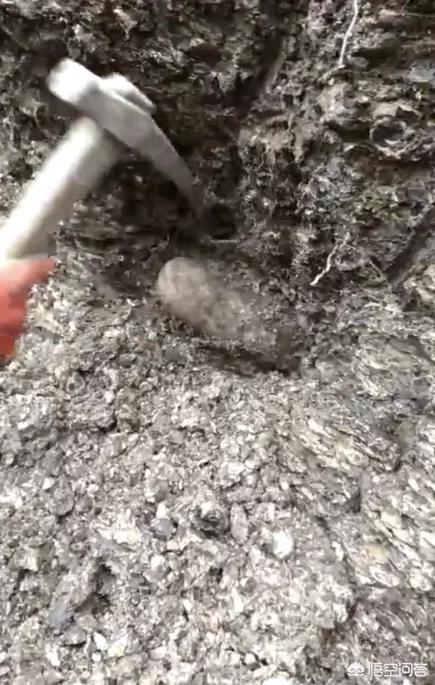 在山上怎么找玉石,准备去挖玉石，去哪里比较好？