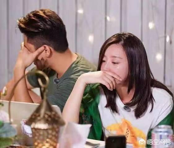 唐一菲吻戏:唐一菲手撕姚晨又内涵蒋欣，是无脑还是太耿直？