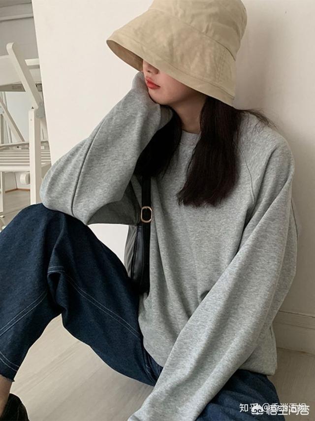 忠犬小八:不浮夸又有设计感的卫衣品牌或者淘宝店有哪些？ 忠犬小八梨形自制