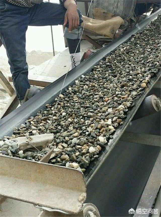 翡翠出自哪里,和田玉和翡翠还能开采多久？