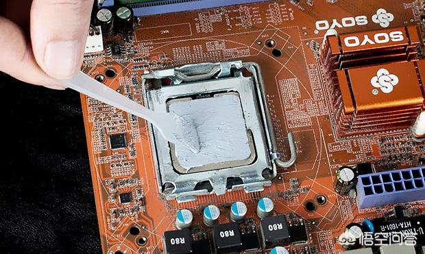 导热硅脂应用寿命知识讲解，电脑CPU上的导热硅脂有什么作用可以不使用吗