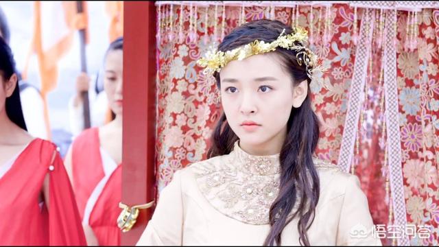 武大校花黄灿灿:活在照片里的黄灿灿算得上武大校花吗？