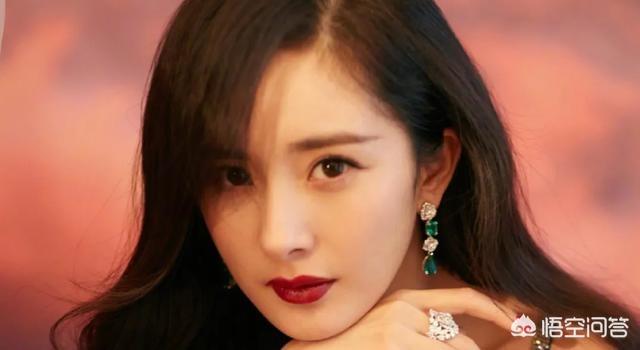 大魔术师演员表:求揭秘《大魔术师》丁建中将人切割成两半并分开的魔术？