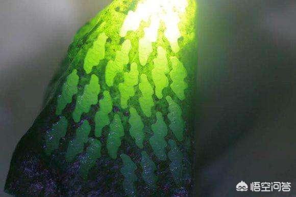 翡翠原石开窗后怎么保养,开窗的翡翠原石能买吗，还是直接买成品？