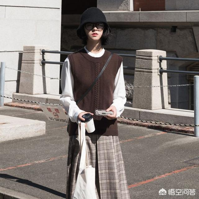 淘宝忠犬小八家模特小兮:适合高个子女生的淘宝服装店有哪些推荐？