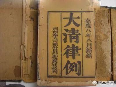 赌王何鸿燊传拼音:赌王何鸿燊今日病逝，享年98岁。对于何鸿燊，你如何评价？