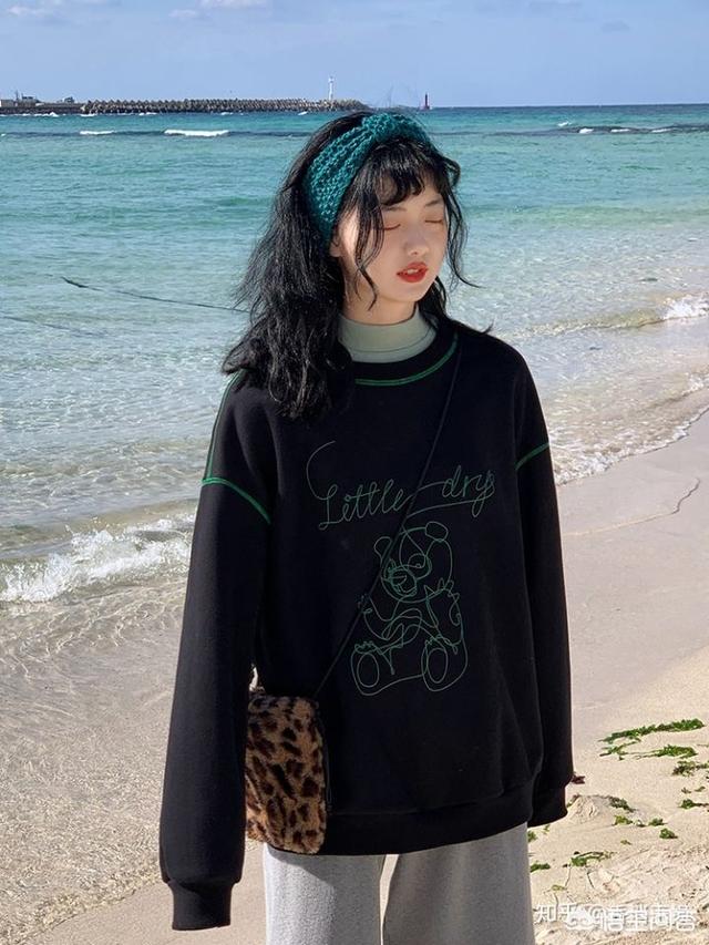 忠犬小八:不浮夸又有设计感的卫衣品牌或者淘宝店有哪些？ 忠犬小八梨形自制