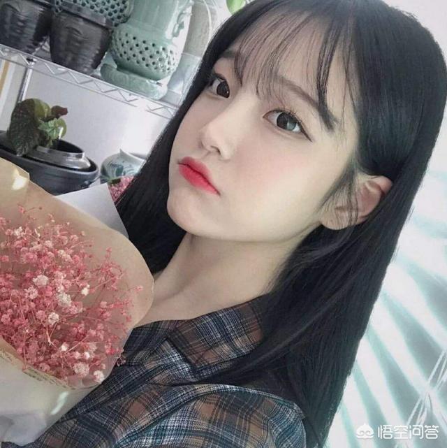 女生心情不好时怎么聊天哪些套路可以瞬间逗她开心