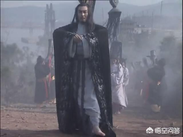 诸葛亮借东风:诸葛亮起坛是为了借东风，还是为了会合赵云？