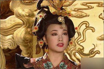 如果不发生“神龙政变”,武则天死前会主动还位于李唐吗？