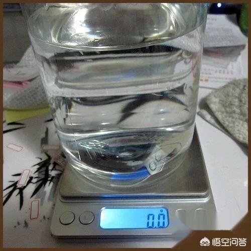 玉的密度多少是真的,和田玉密度3.04是正宗的吗？为什么？