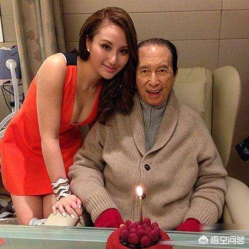 何超仪老公:“赌王”何鸿燊去世，传奇落幕，他的一生该如何评价？