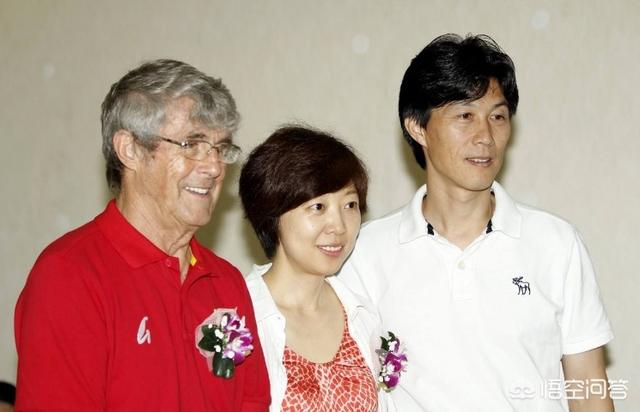 金宇彬复出画报:当年因为采访米卢爆红的美女记者李响去哪了？现状怎么样？